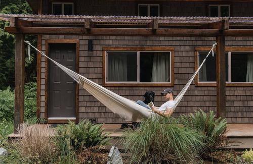Savary Island Cabin | Earth Suite 2 - self contained 4 person cabin with luxury facilities