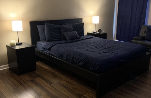 Ellenwood House | East Atlanta Hideaway 3BR 2BA Sleeps 7