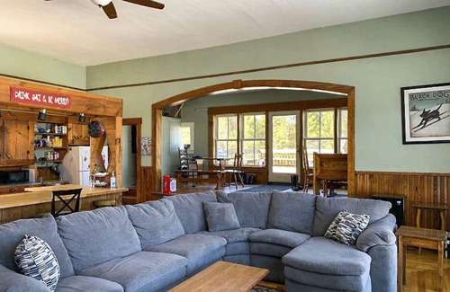 East Burke House | East Burke Home on Kingdom Trails: Near Ski Resort