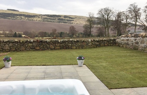 Cupar Cottage | East Cottage, Parbroath Farm near Cupar in Fife