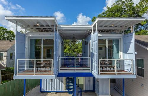 Greater East End Apartment | East Downtown Micro-luxe Container Living Pod #10