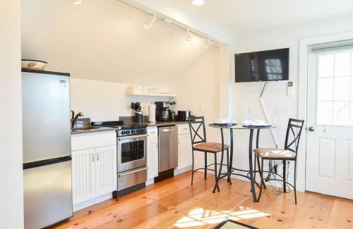 Provincetown House | East End Condo w Beach Access
