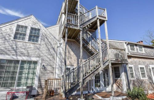 Provincetown House | East End Condo w Beach Access