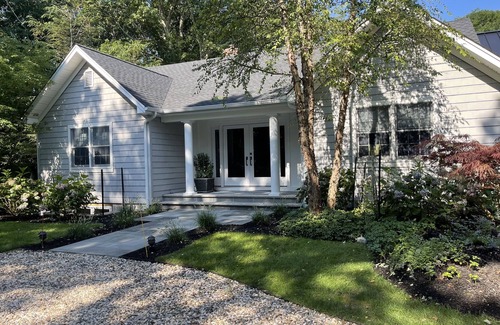 East Hampton North House | EAST HAMPTON BEAUTY - 1.3 MILE WALK TO OCEAN BEACH, TOWN OF EH and AMAGANSETT !