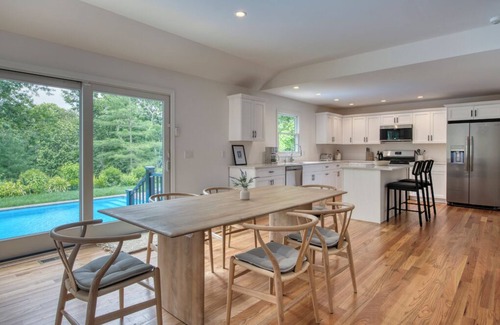 East Hampton North House | East Hampton NEW home with Pool: 5 minutes from town and beaches. Kid friendly