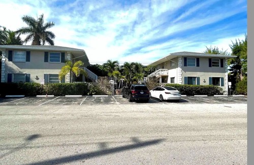 Delray Beach Condo | East Haven Tropical Escape. Off Atlantic Ave!