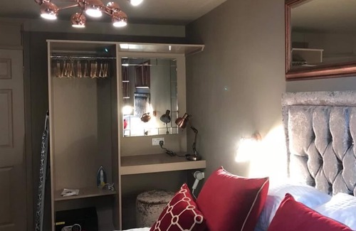 East Kilbride Apartment | East Kilbride- Newly refurbished two bedroom flat