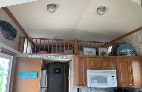 Snug Harbor House | East Matunuck Ocean/Salt Pond/Beach Getaway