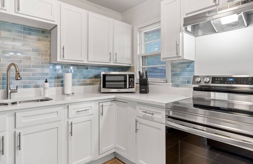 Memphis House | East Memphis 3bd/2ba!n