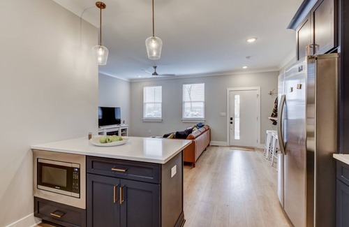 Talbot's Corner House | East Modern Townhome