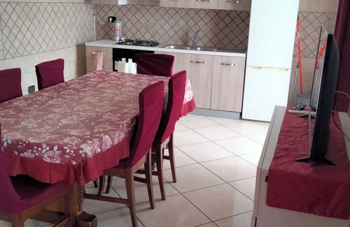Naples Apartment | East Naples vacation home near palavesuvio, 6 km from center