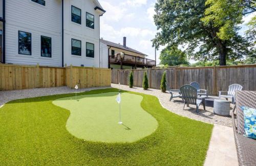 East Nashville House | East Nashville Bliss Pool and Putt Putt Paradise