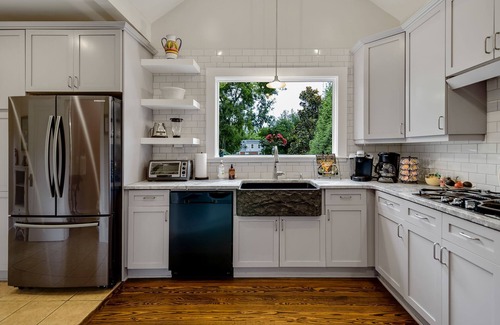 Inglewood House | East Nashville - Historic Charm w/Modern Comfort