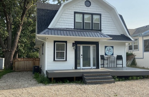 Spirit Lake House | East Okoboji Getaway, 4 bedroom 8 beds