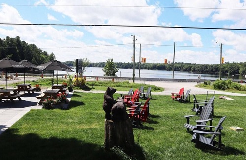 Minden Hills House | East Rose Lakeside Haven