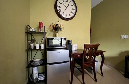 Rural Estates House | East- Sunset Hide Away