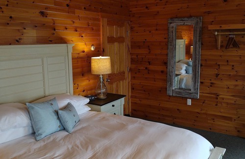 Washington County Bed & Breakfast | Eastern Beacon Inn Room 4
