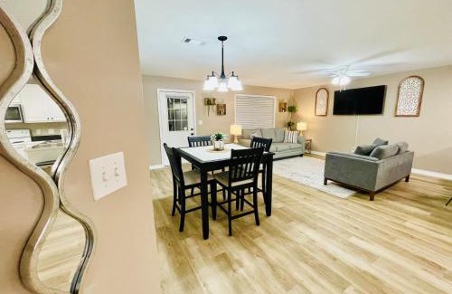 Hammond Apartment | Eastgate 10A beautiful townhouse