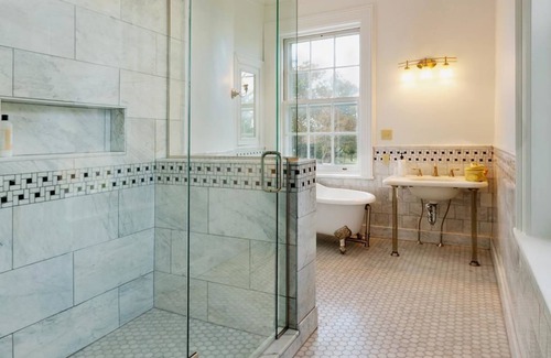 Lenox Hotel | Eastover Estate & Eco-Village