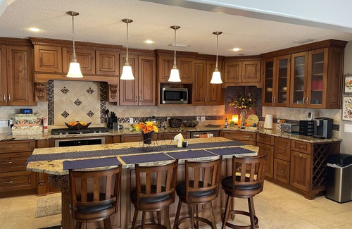 Magnolia Bluffs House | Eastpoint on the Bay - private Beach, pool, sunsets