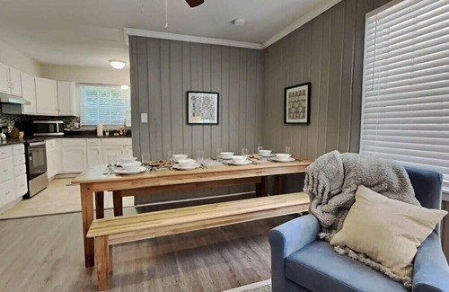 Indianapolis House | Easy Access&Close to Speedway-Capital City Delight