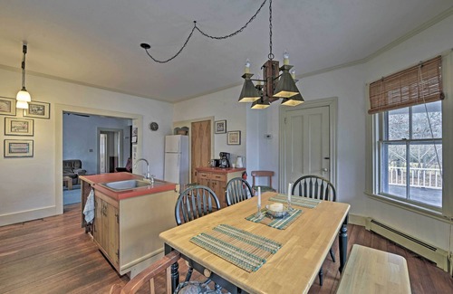 Tisbury House | Easy Access to Beaches: Vineyard Haven House