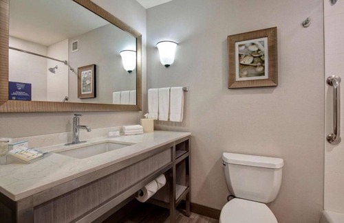 Five Oaks House | Easy access to Beaverton attractions
