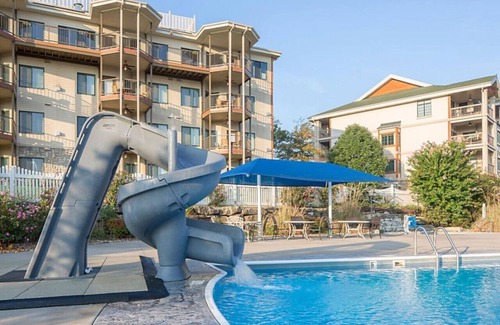 Big Cedars Condo | Easy Access to Dogwood Canyon in this great resort Studio Apt