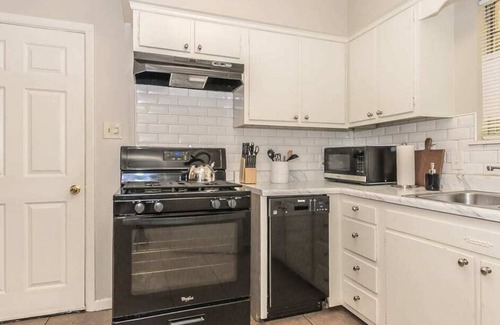 Little Rock House | Easy Access to Everything! - The Westside Nest