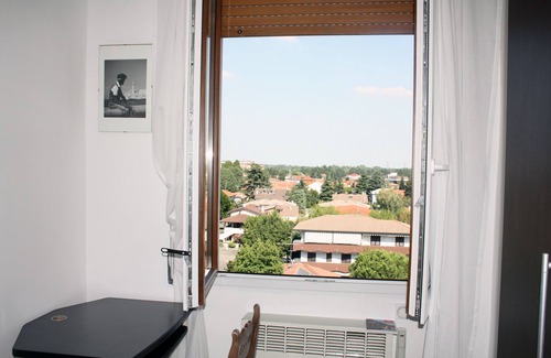 Garbagnate Milanese Apartment | Easy Arese Apartment