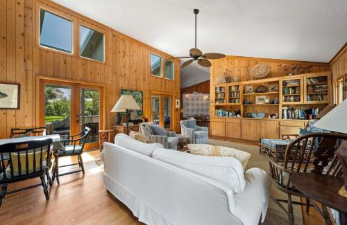 Debordieu Colony House | Easy Breezy home by Peace Vacations