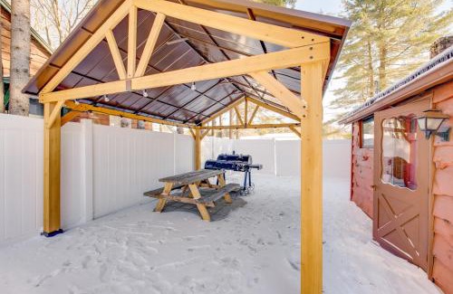 Blakeslee House | Easy Interstate Access Original Poconos Log Cabin