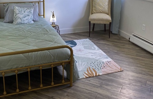 Caroline House | Easy Street Inn: a family-friendly home with beautiful views