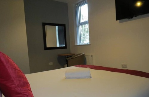 Newcastle-upon-Tyne Apartment | Eazy apartments Flat 2 Free parking Free wifi