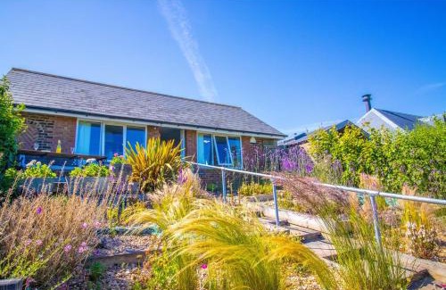 Icklesham House | Ebb n Flow - Winchelsea Beach - Nature Reserve & Beach Views