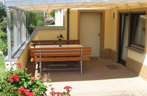 Haundorf Apartment | Ebenerdige 55qm-große Ferienwohnung mit großer Terrasse