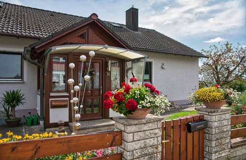 Haundorf Apartment | Ebenerdige 55qm-große Ferienwohnung mit großer Terrasse