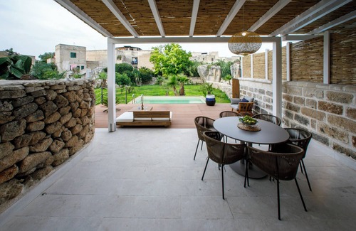 Favignana House | Ecce Homo - Abode of the Sea - Villa and Pool