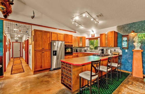 Coeur d'Alene House | Eccentric, dog-friendly, 2-bedroom house in beautiful Coeur d'Alene!