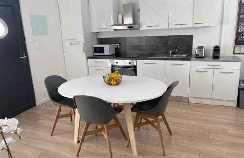 Velaux Apartment | "Echapée Belle" Appart Moderne 4 pers à Velaux - Tout équipé avec terrasse à 15 min plage et aéroport