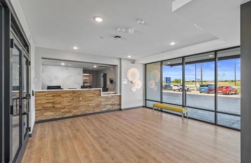 Katy Hotel | ECHO Suites Extended Stay by Wyndham Houston Katy West