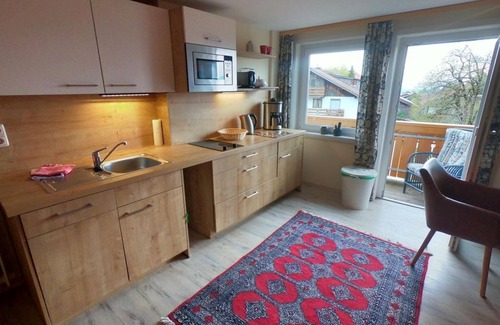 Oy-Mittelberg Apartment | Eckstein/Gästehaus - Doppelzimmer Landhausstil, Dusche, WC, Balkon