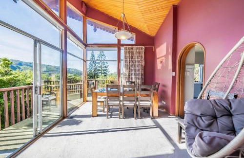 Tawa House | Eclectic 70s Mansion