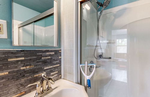 Mishawaka Apartment | Eclectic Apartment Close to Universities