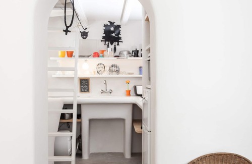 Mykonos House | Eclectic & Artistic house in Mykonos town