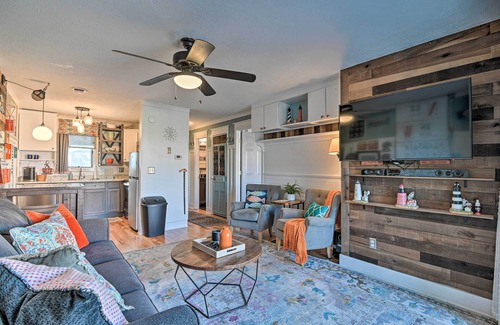 Surfside Beach Condo | Eclectic Condo w/Balcony: 1 Block to Beach!
