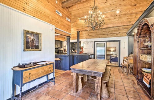 Eureka Springs Historic District House | Eclectic Osage Cottage in Historic District