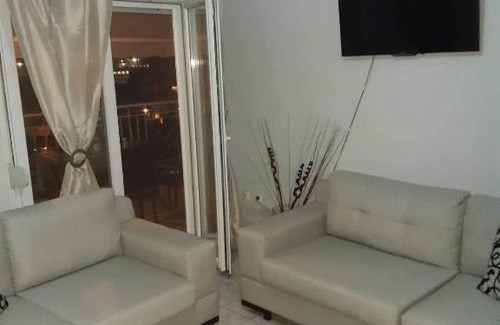 Thessaloniki Apartment | Eclectic View 2 (free parking)