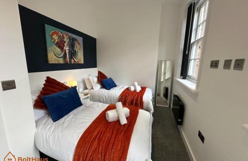 Birmingham City Centre Apartment | Eclipse Apartment - Modern 2 Bed 6 guest Apartment - Jewellery Quarter Birmingham City Centre