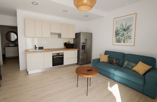 Puerto del Rosario Apartment | ECO Apart comfortable La Orquídea. With terrace, garden and jacuzzi at Green Dharma